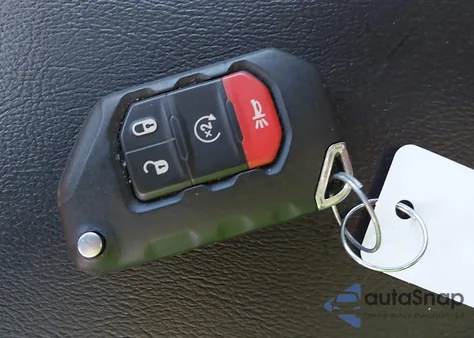 2020 Jeep Gladiator Rubicon from USA, damaged, VIN 1C6JJTBG8LL183591